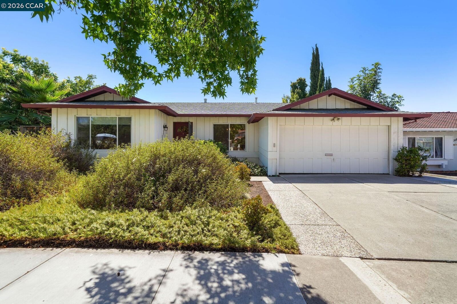 Property Photo: 2623 Primera Ct CA 95148