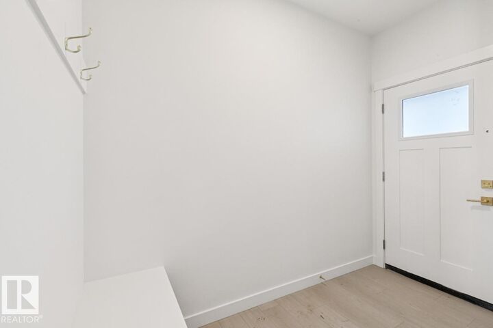 Property Photo: 5033 Cawsey Link SW AB T6W 4B5