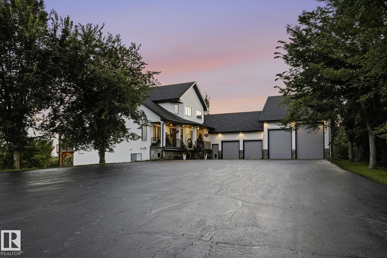 Property Photo: 27117 Twp Rd 534 AB T7X 3M6