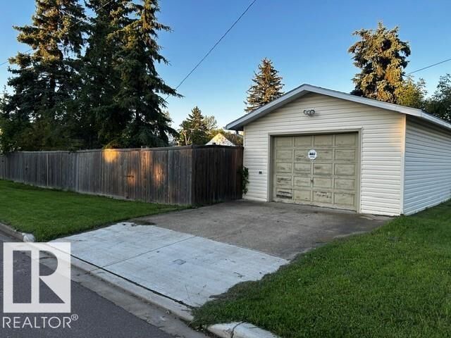 Property Photo:  4823 51 Avenue  AB T0B 2R0 