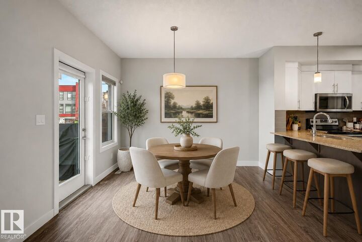 Property Photo:  1783 Keene Crescent SW  AB T6W 3W3 