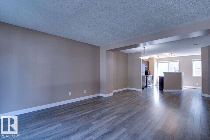 Property Photo: 8304 11 Avenue SW 15 AB T6X 1J8