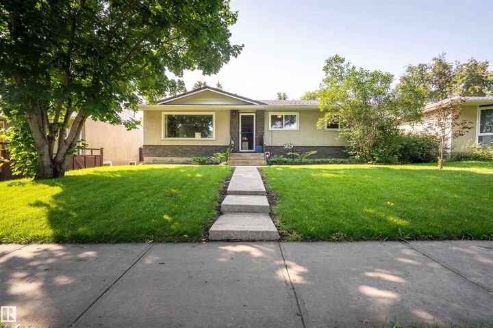 3829 113 Avenue NW — photo 1