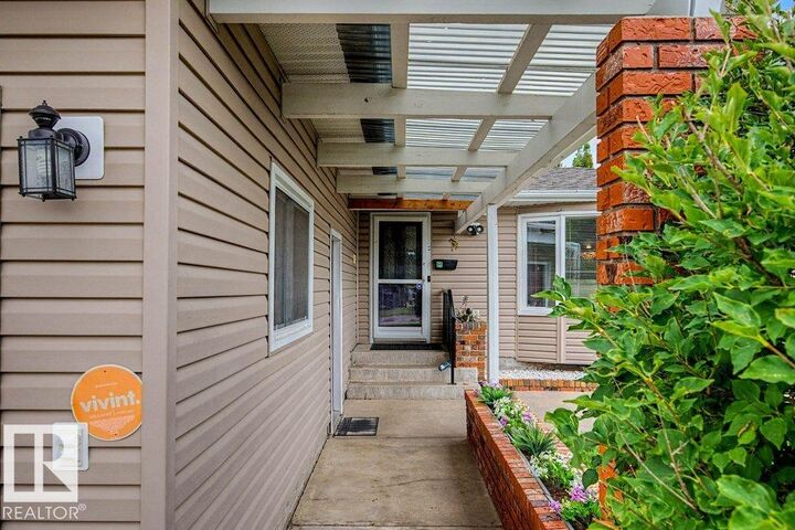 Property Photo: 4207 109 A Street NW AB T6J 2R7