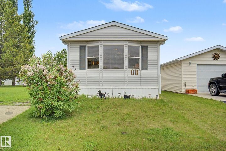 Property Photo: 3400 48 Street 179 AB T7Z 1W2