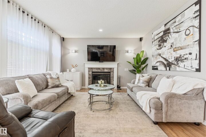 1235 Ormsby Lane NW — photo 1