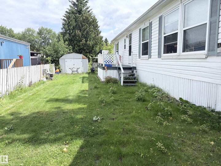 Property Photo: 66 The Parkway NW AB T6P 1G2