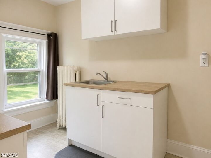 Property Photo: 160 Midland Ave NJ 07042