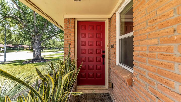 Property Photo:  4417 Willowbend Boulevard  TX 77035 