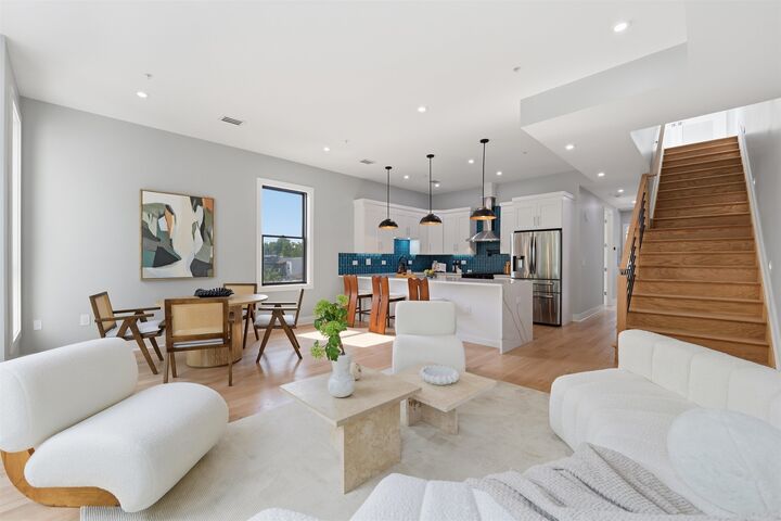 Property Photo:  389 Virginia Ave 3  NJ 07304 