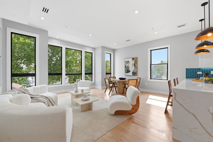 Property Photo:  389 Virginia Ave 3  NJ 07304 