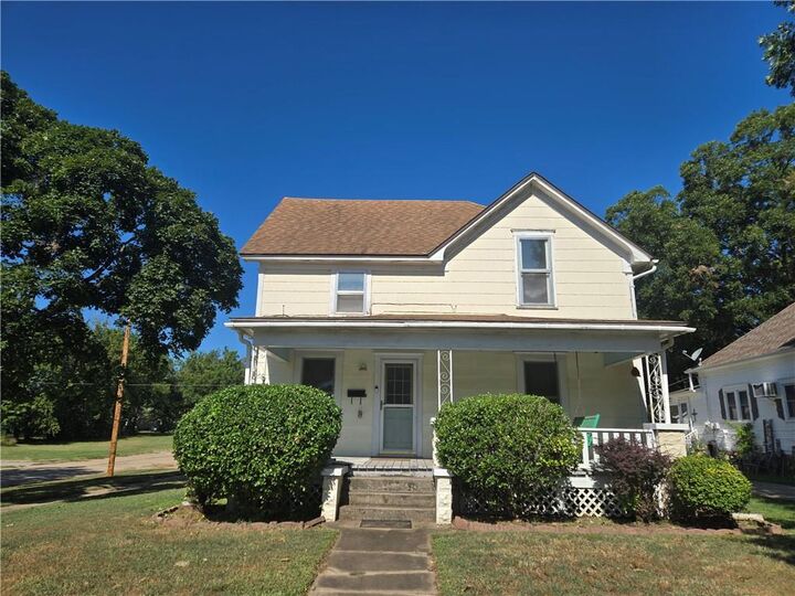 Property Photo:  1101 N Pennsylvania Avenue  KS 67301 