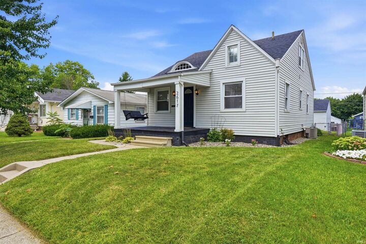 Property Photo:  2617 Lynn Avenue  IN 46805-3839 