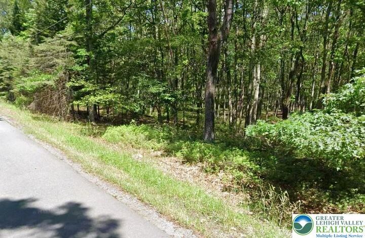 Property Photo: 71 Pawnee Trail 2521 PA 18210