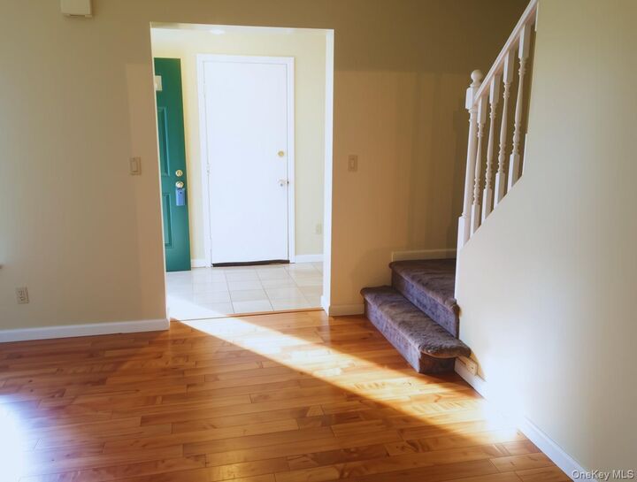 Property Photo:  402 Watch Hill Drive 402  NY 10591 