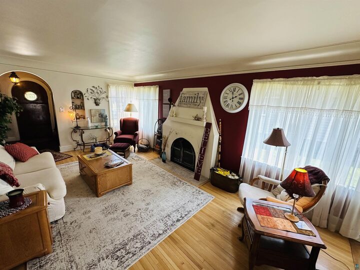 Property Photo: 2417 Hammond Ave WI 54880