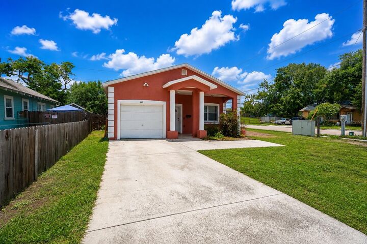 Property Photo: 1440 Prescott Street S FL 33712
