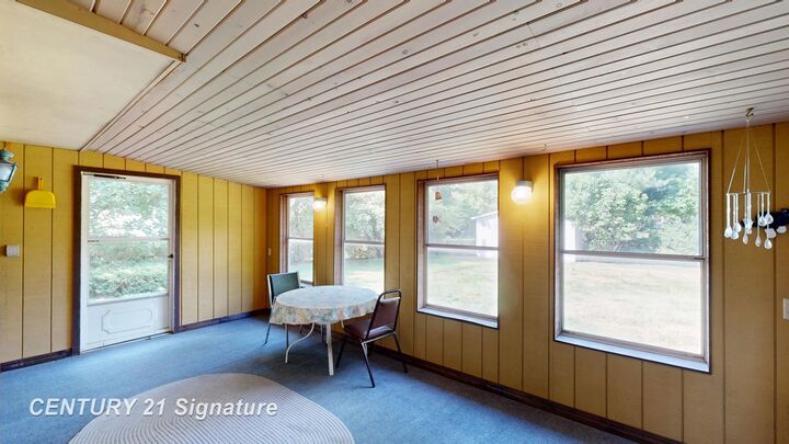 Property Photo:  4350 Captains Lane  MI 48507 