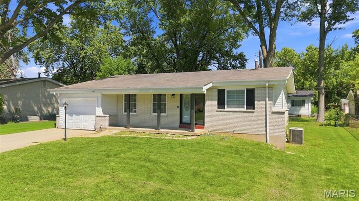 Property Photo:  1331 Coppergate Lane  MO 63138 