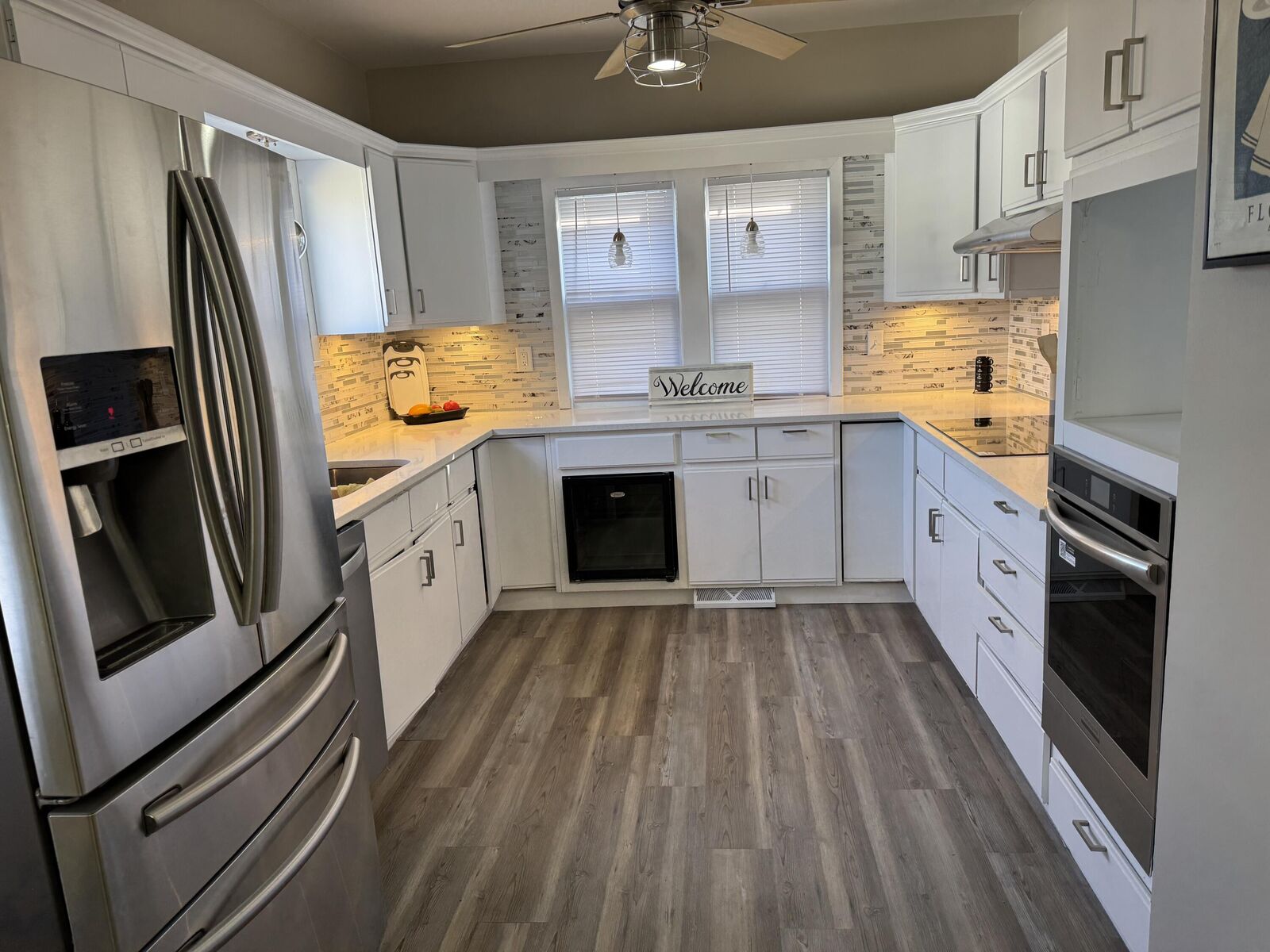 Property Photo:  3716 W Branting Ln  WI 53215 