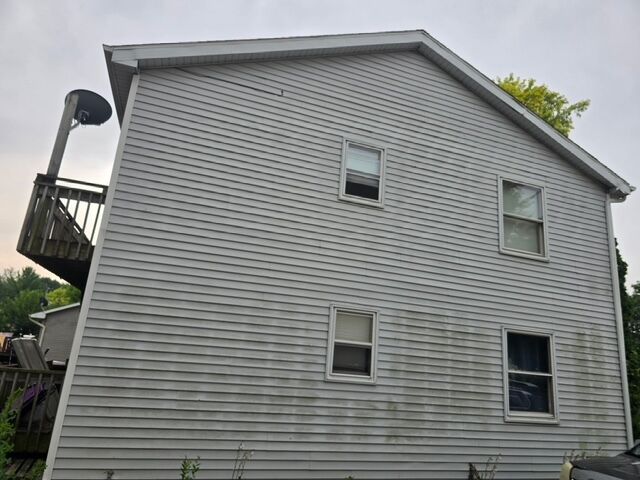 Property Photo: 489 Eisenhower Street IL 60152