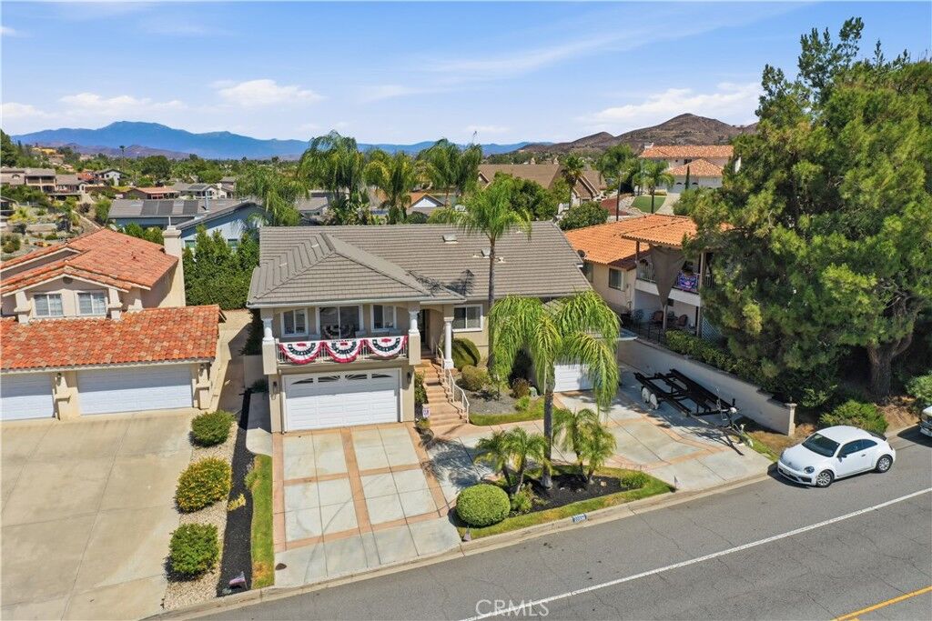 Property Photo:  22330 Canyon Lake Dr S  CA 92587 