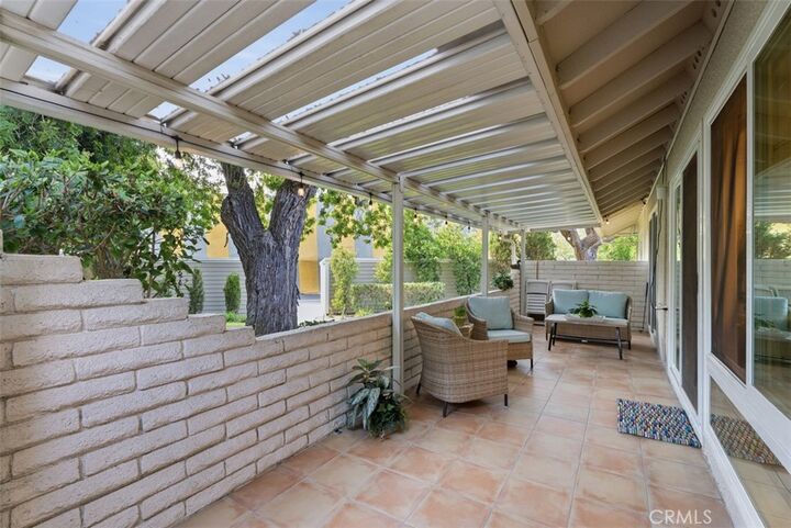 Property Photo:  581 Avenida Majorca Q  CA 92637 