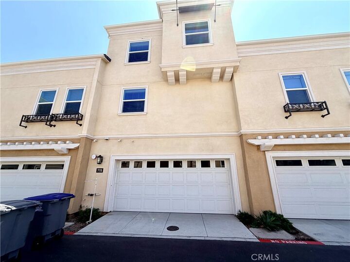 Property Photo:  715 Winchester Drive  CA 93036 