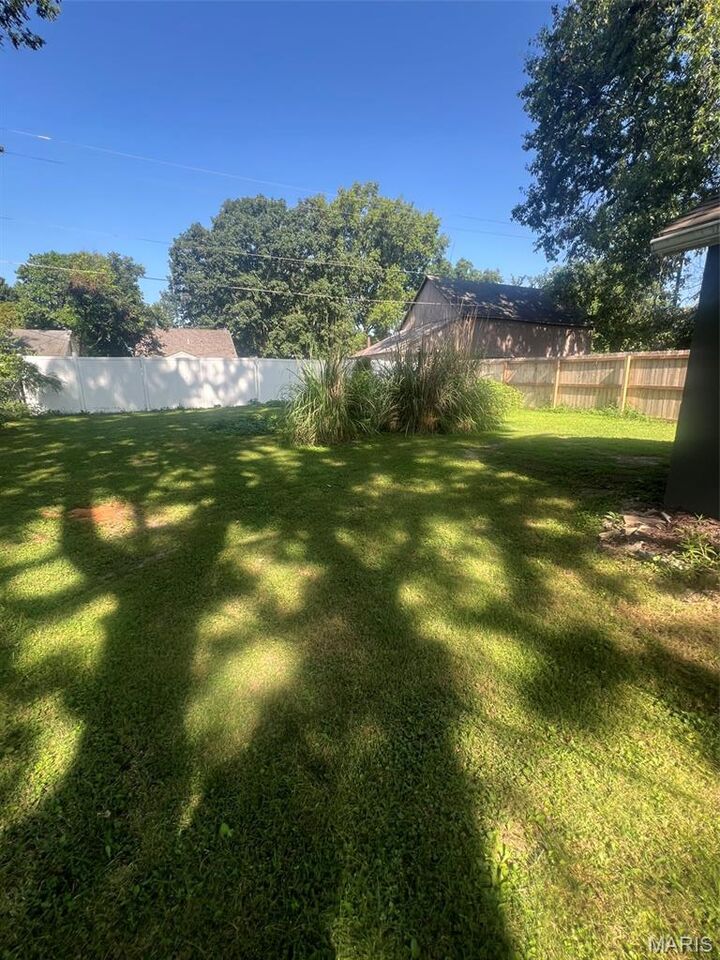 Property Photo: 106 S Cherry Street IL 62243