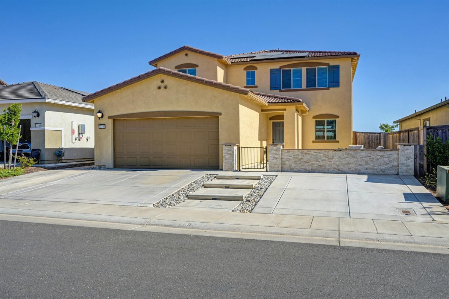 Property Photo:  12762 Scholarly Way  CA 95742 