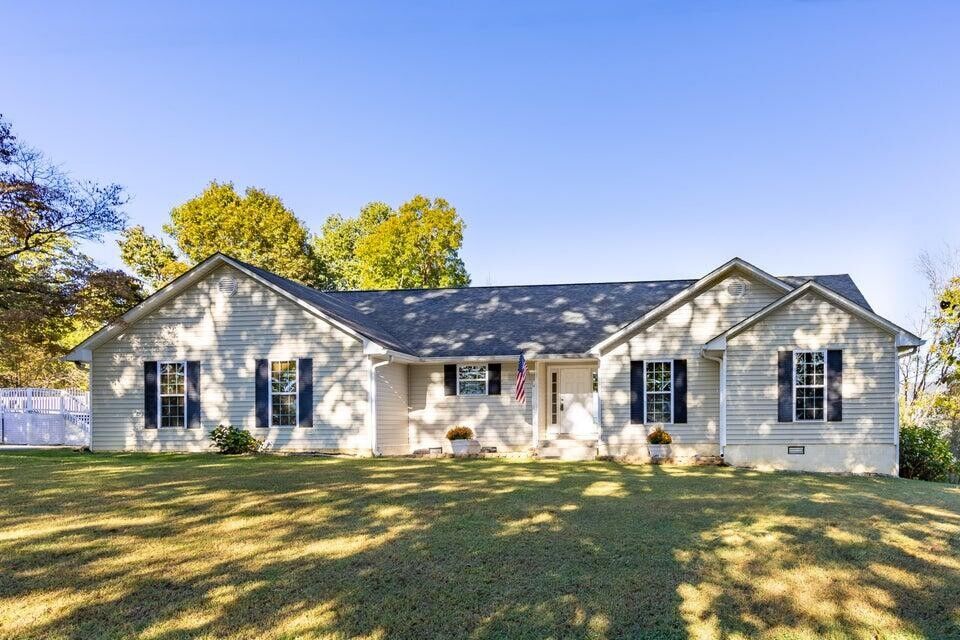 Property Photo:  475 Herbert Drive  TN 37347 