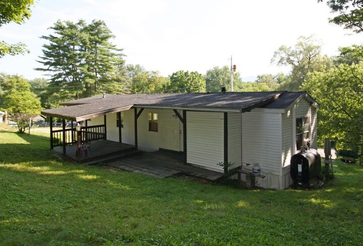 Property Photo:  41 Maple Street  VT 05733 