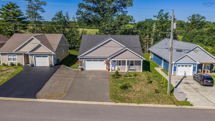 Property Photo:  8 Covey Drive  NS B4N 0H8 