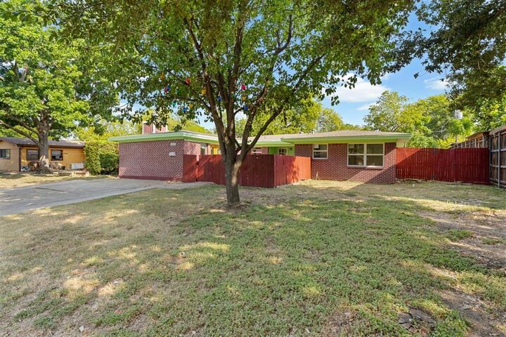 Photo de la propriété:  13545 Flagstone Lane  TX 75240 
