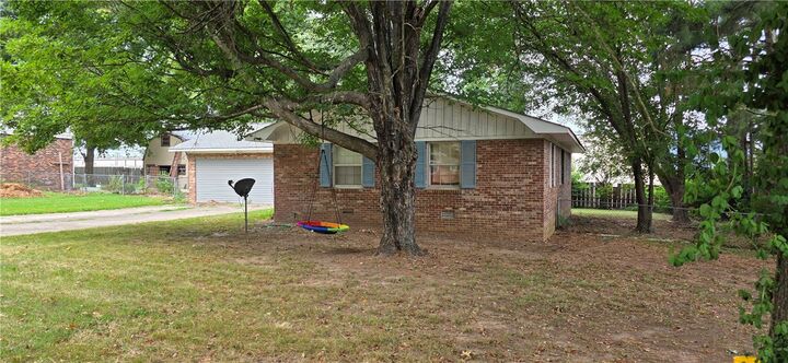 Property Photo:  8 Mimosa Drive  AR 72601 