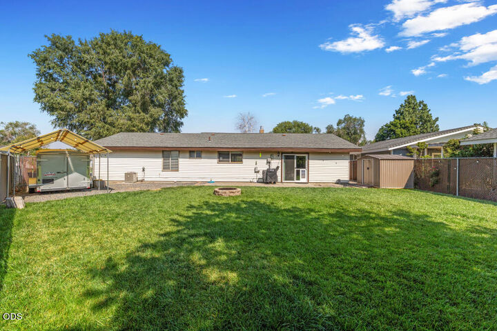 Property Photo:  4241 Myrtlewood Drive  OR 97603 