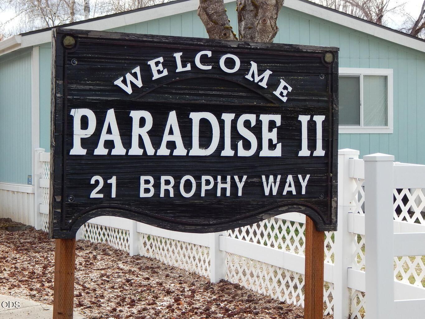 Property Photo:  21 Brophy Way Unit 23  OR 97539 