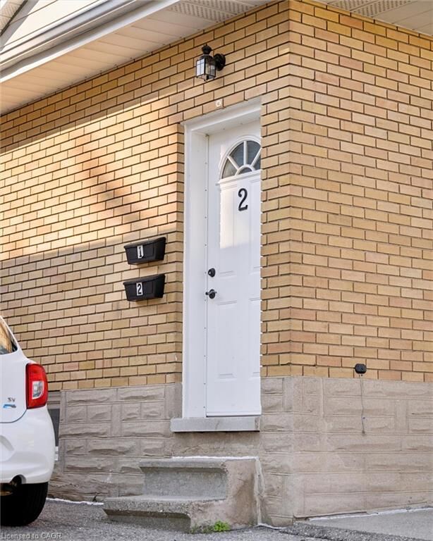 Property Photo: 235 Guelph Street #2(Lower) ON N2H 5W9