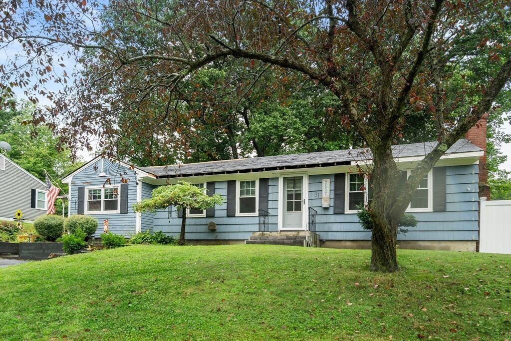 Property Photo:  31 Helen Dr  MA 01583 