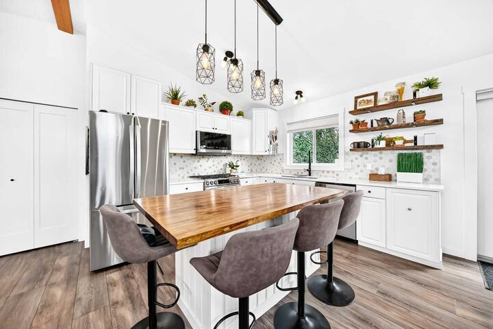 Property Photo: 29 Sierra Road AB T4H 1X2