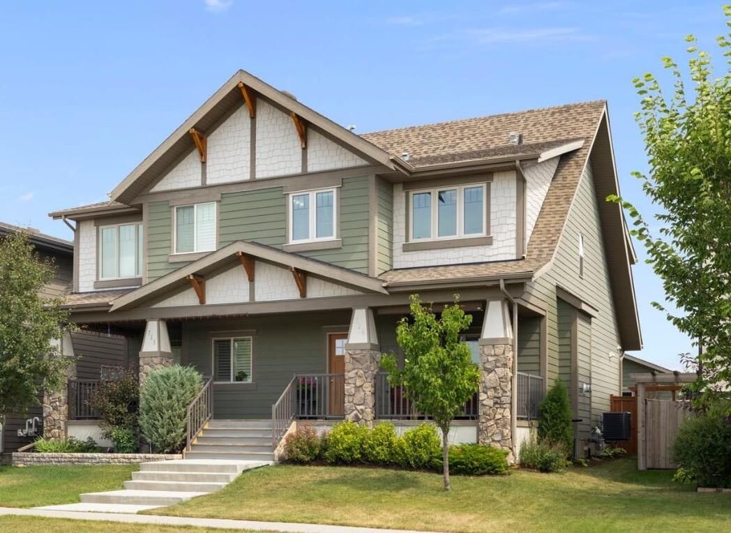 Property Photo: 719 Mahogany Boulevard SE AB T3M 2G9