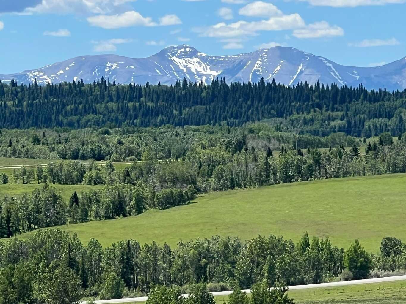 Property Photo: 252036 Rge Rd 54A AB T4C 2W1
