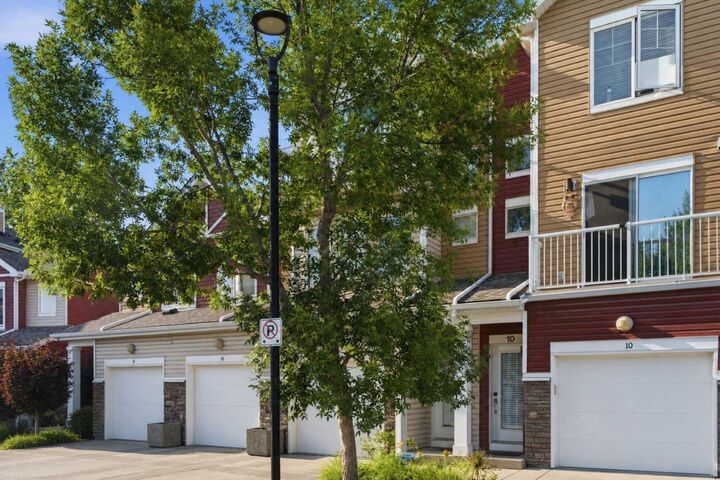 Property Photo: 12 Chaparral Ridge Park SE AB T2X 0E4