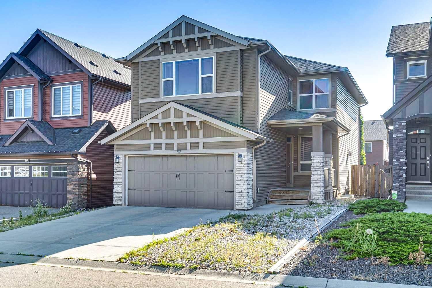 Property Photo: 92 Cougar Ridge Close SW AB T3H 0V4