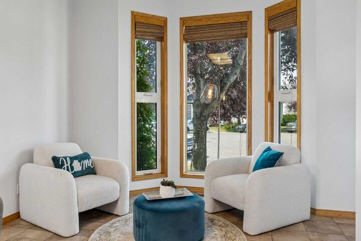 Property Photo: 246 Mt Lorette Place SE AB T2Z 2L9