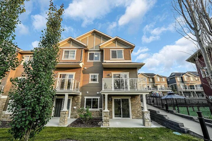 Property Photo: 570 Evanston Manor NW AB T3P 0R8