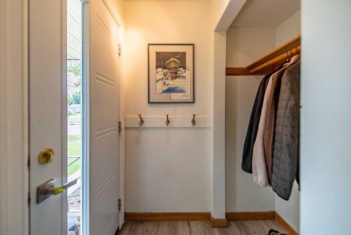 Property Photo: 84 Waterloo Drive SW AB T3C 3G1