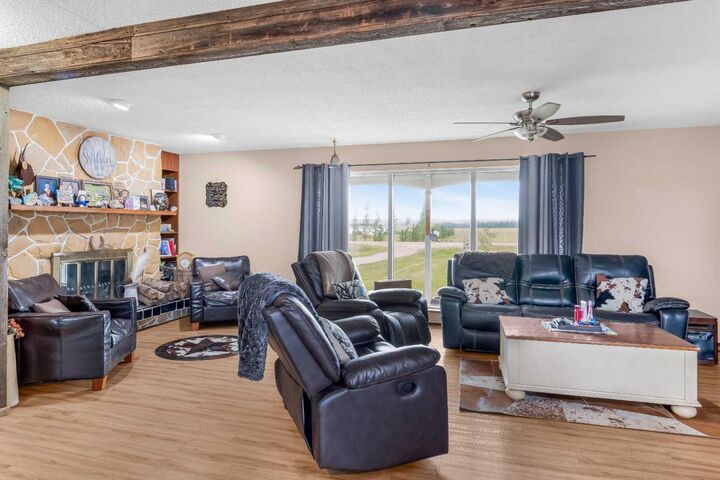 Property Photo: 51035 Township Road 734 AB T0H 3C0