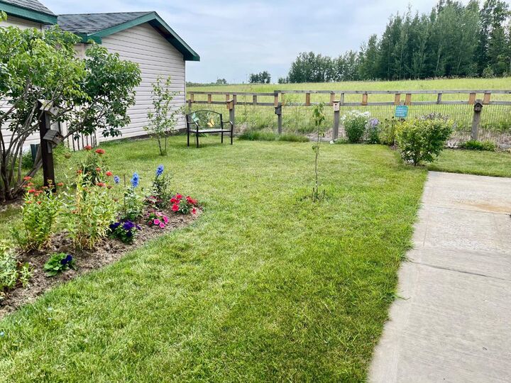 Property Photo: 5235 50 Street 25 AB T0M 0M0