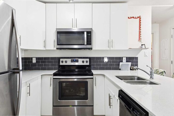 Property Photo: 181 Skyview Ranch Manor NE 2115 AB T3N 0V2